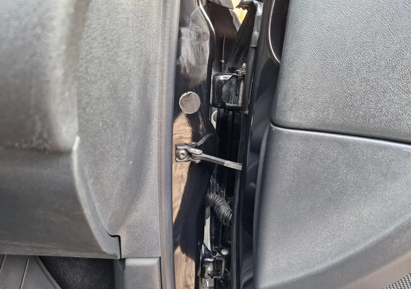 Citroen C4 cena 22990 przebieg: 229100, rok produkcji 2011 z Chodzież małe 631